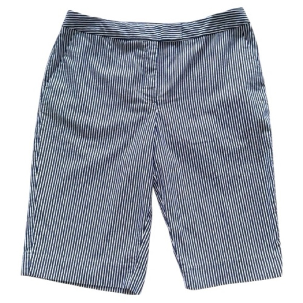 Jones New York Navy White Seersucker Stripe 12” Shorts Flat Front Preppy Classic